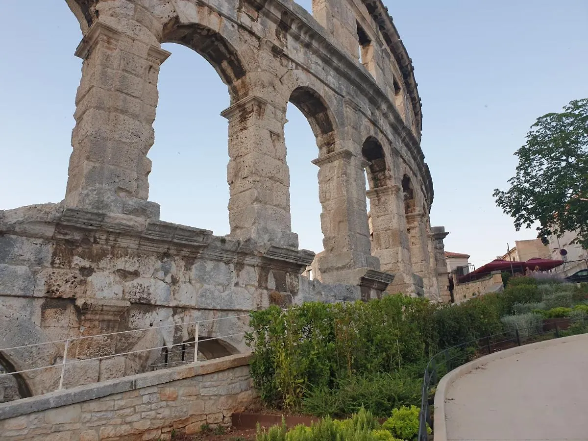 Apartment For Two Pula